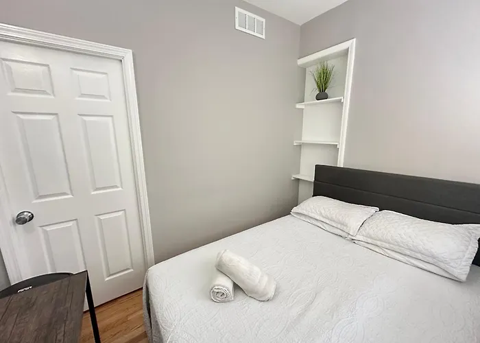 Homestay Wonderful Close To Downtown - Free Parking Chicago
