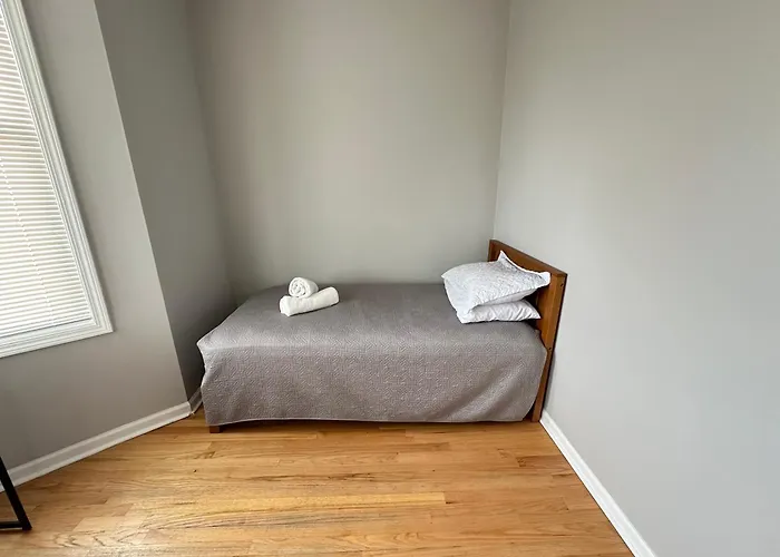Privatunterkunft Wonderful Close To Downtown - Free Parking *