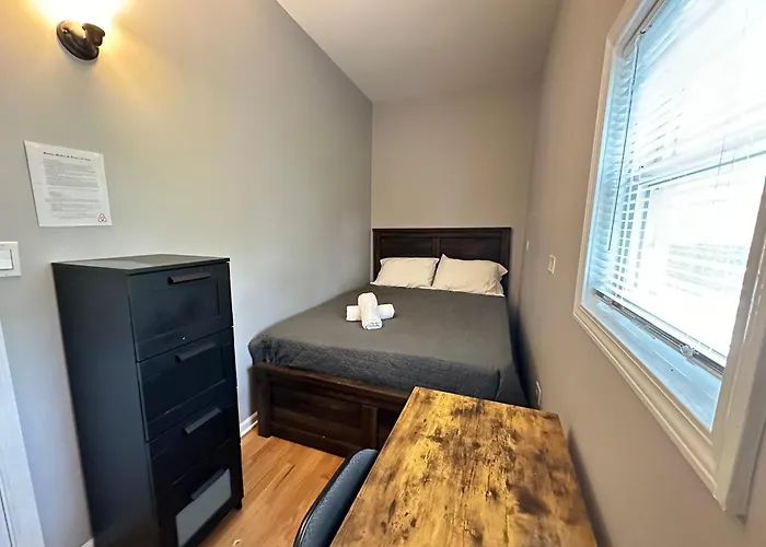 Homestay Wonderful Close To Downtown - Free Parking Chicago