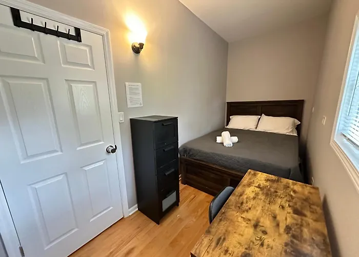 Wonderful Close To Downtown - Free Parking Chicago