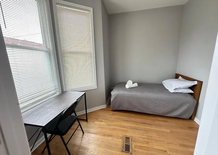 Wonderful Close To Downtown - Free Parking *