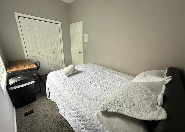 Homestay Wonderful Close To Downtown - Free Parking Chicago