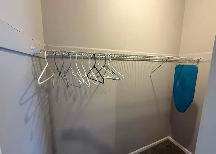 Wonderful Close To Downtown - Free Parking *