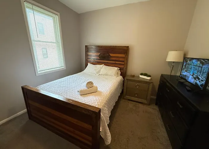 Wonderful Close To Downtown - Free Parking *