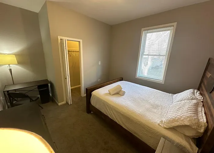 Wonderful Close To Downtown - Free Parking *
